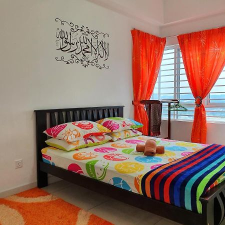 Az Homestay @ Southville City Bangi Esterno foto