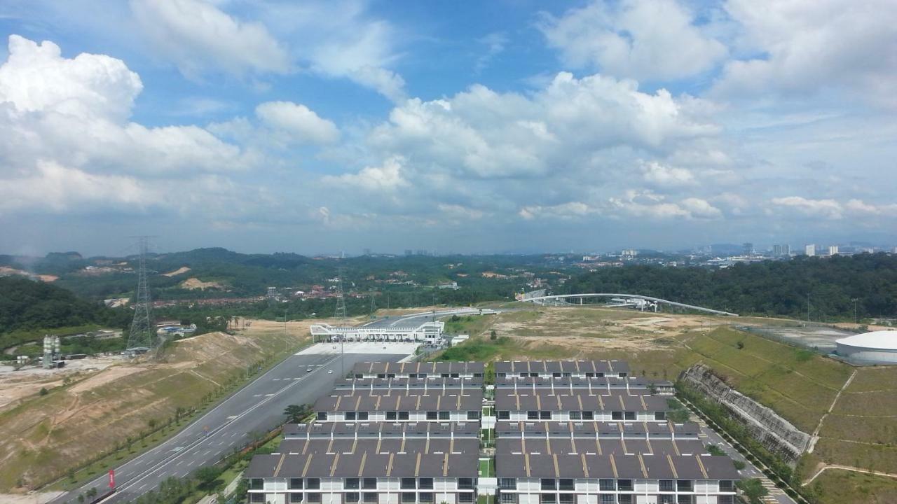Az Homestay @ Southville City Bangi Esterno foto